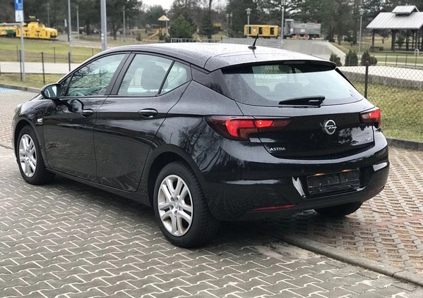 Opel Astra cena 35300 przebieg: 202000, rok produkcji 2016 z Olkusz małe 466